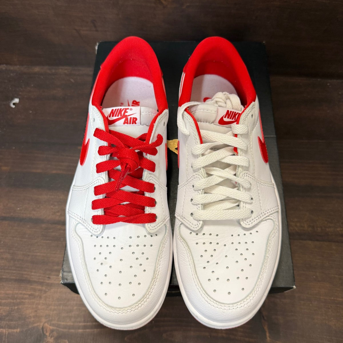 Jordan 1 Retro Low OG University Red Size 8 (Pre-Owned) - Image 2