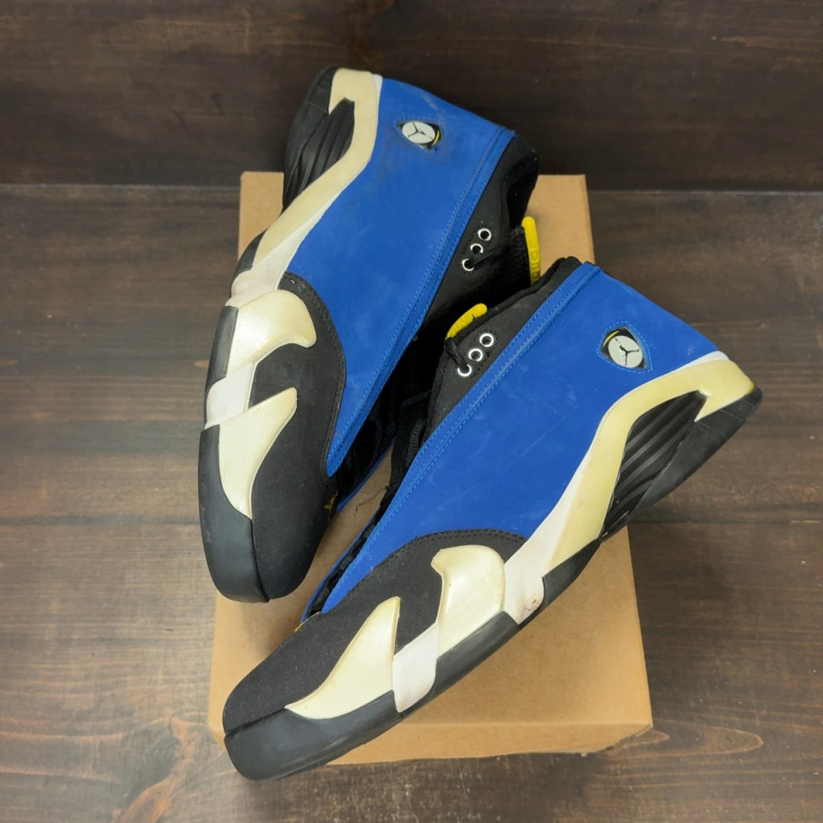 Jordan 14 Retro Low Laney (2015) Size 14 (Pre-Owned) - Image 2