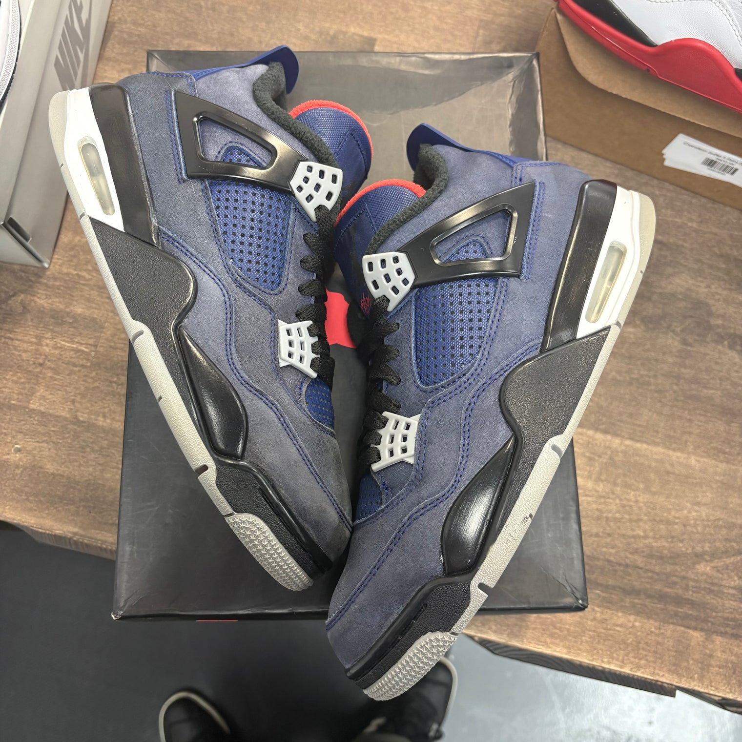 Winterized Jordan 4 (USED)