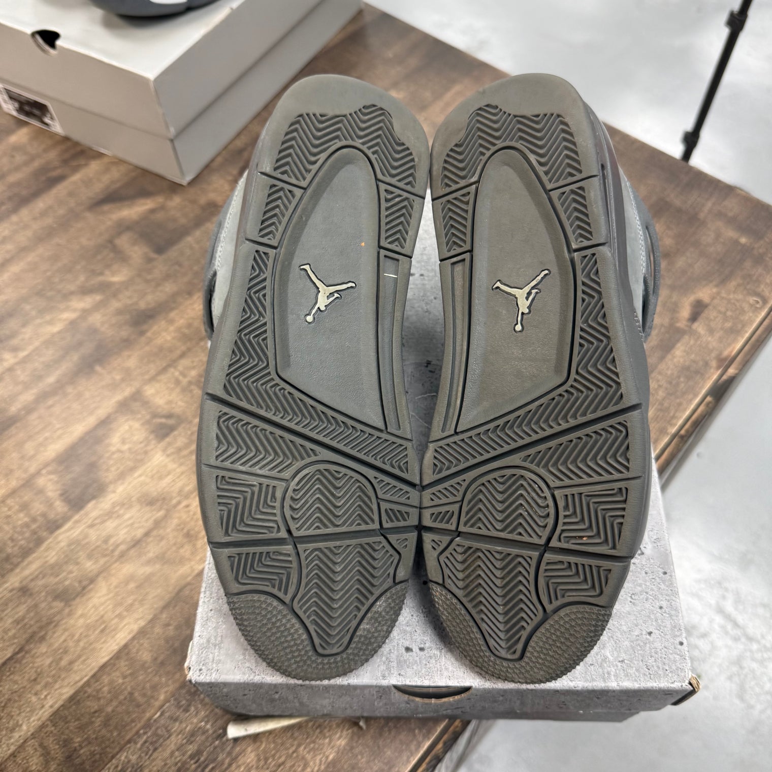 Wet Cement Jordan 4 Retro (USED)