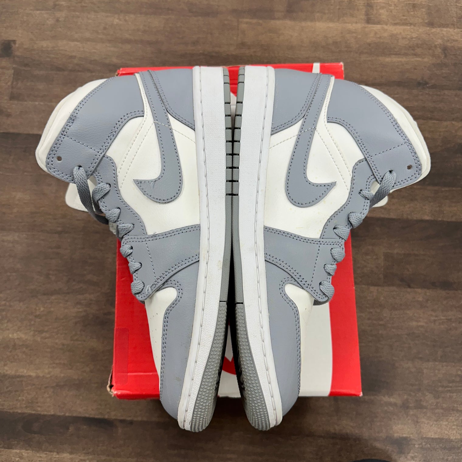 Stealth Jordan 1 Mid (W) (USED, Replacement Box)