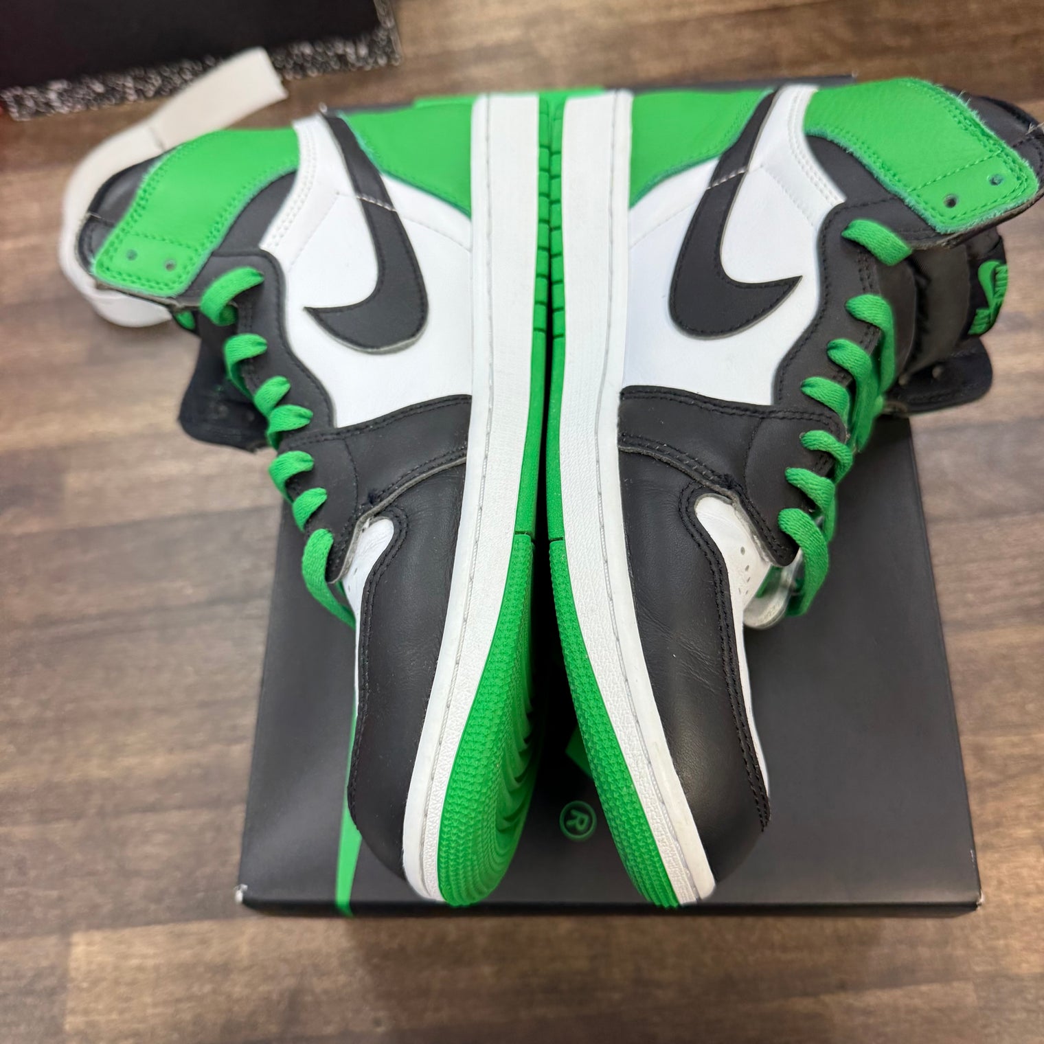 Lucky Green Jordan 1 High (USED)