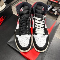 Gym Red Jordan 1 High (USED)