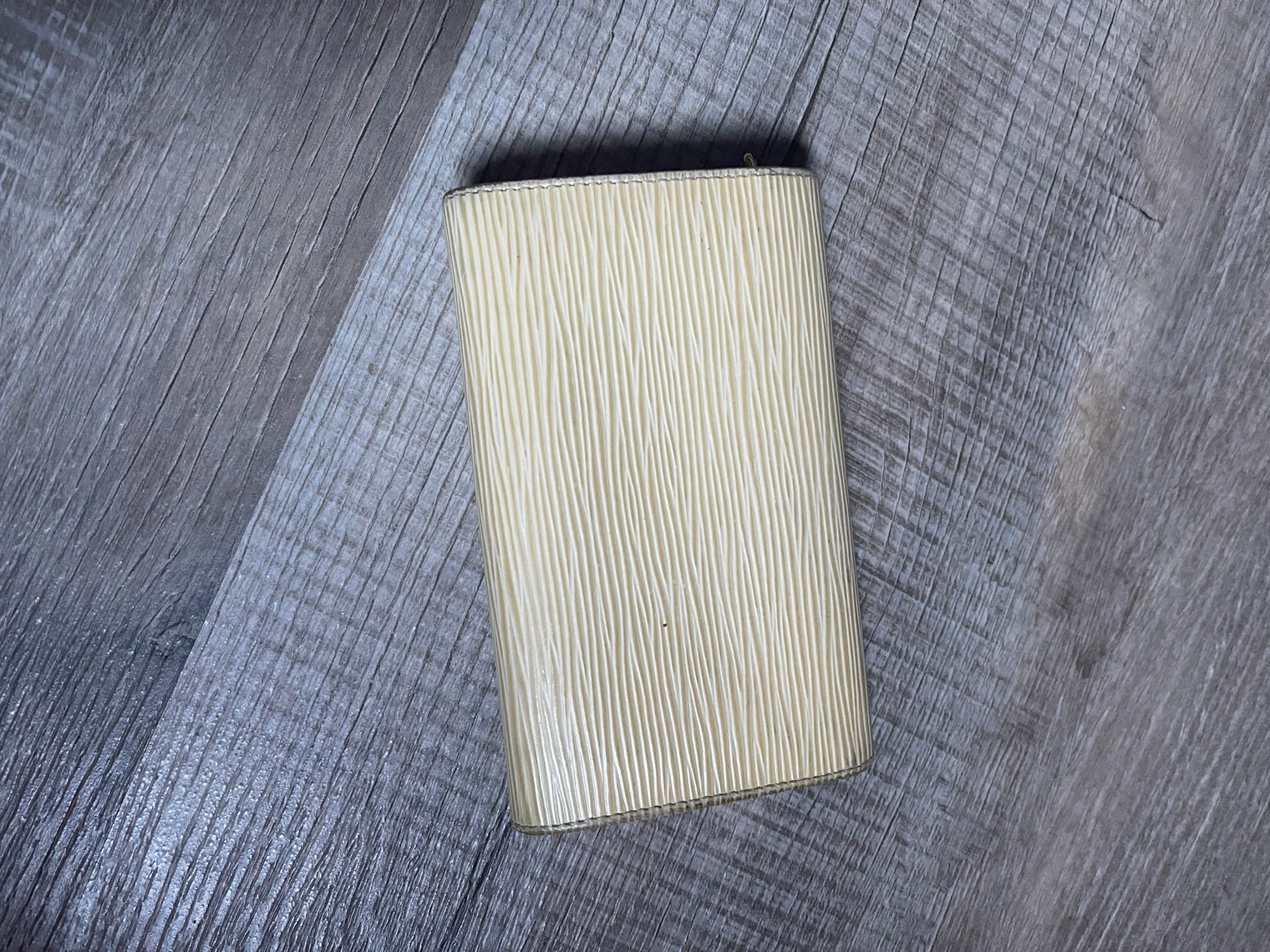 Louis Vuitton Epi Vanilla Long Wallet (USED)