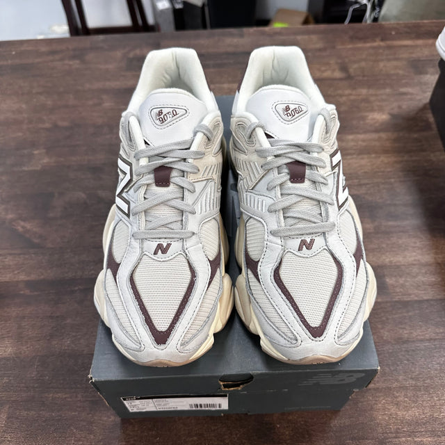 Grey Matter Timberwolf New Balance 9060 (USED)