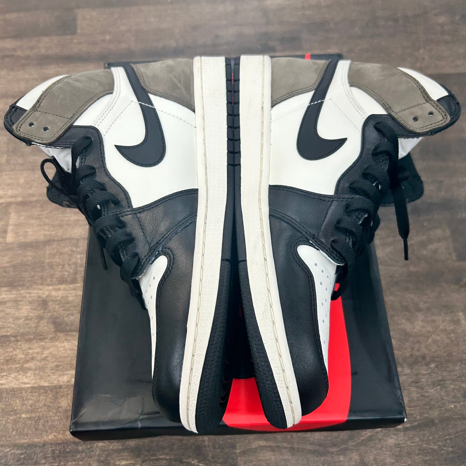 Mocha Jordan 1 High (USED)