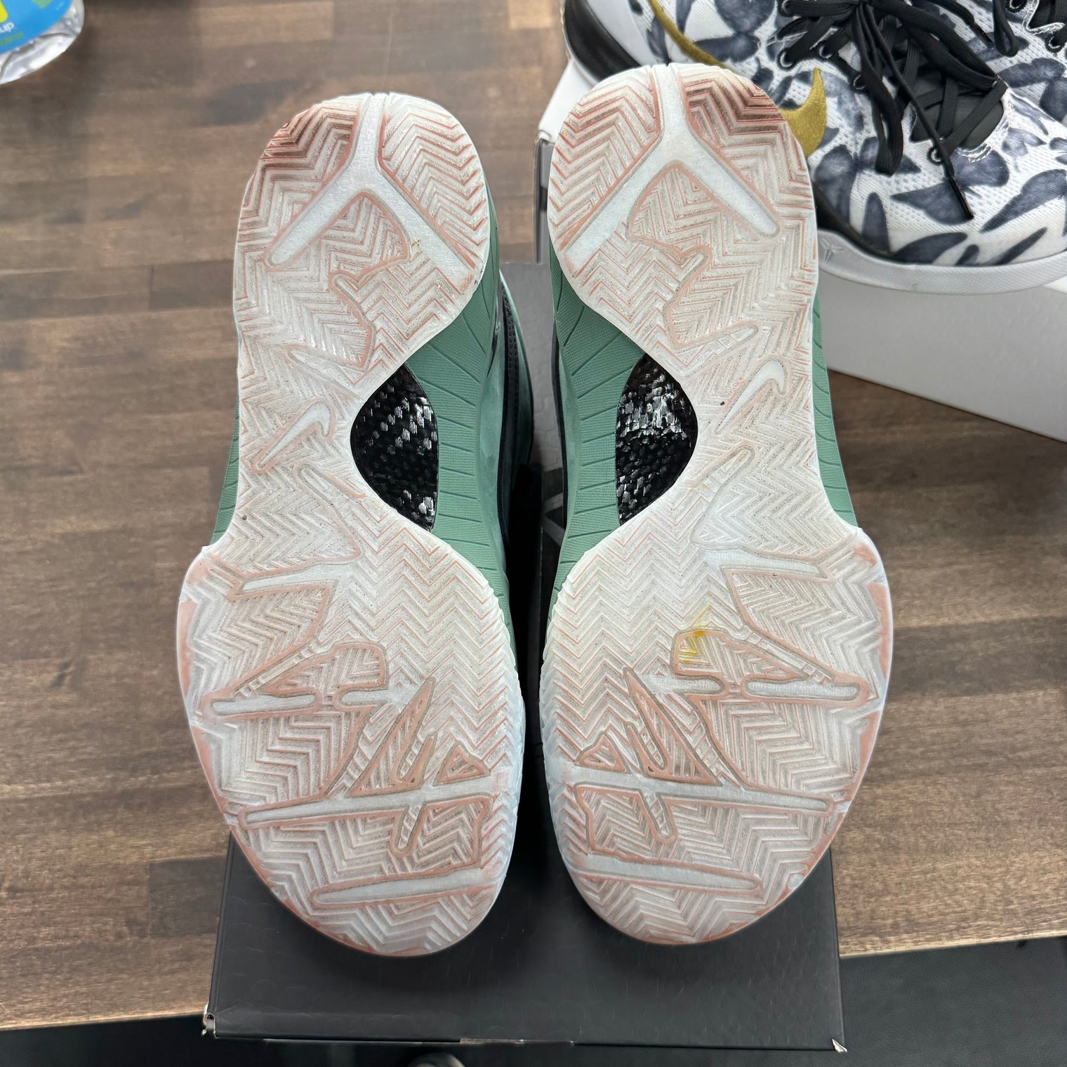 Girl Dad Kobe 4 Protro (USED)