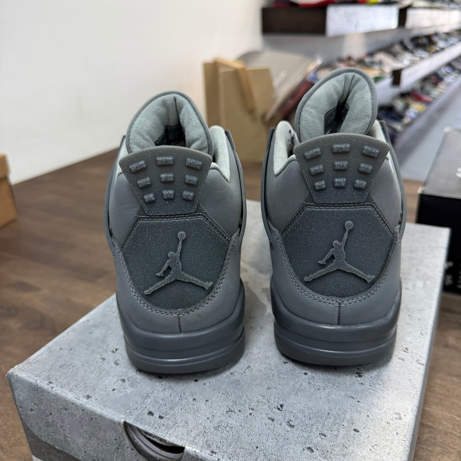 Wet Cement Jordan 4 (USED)