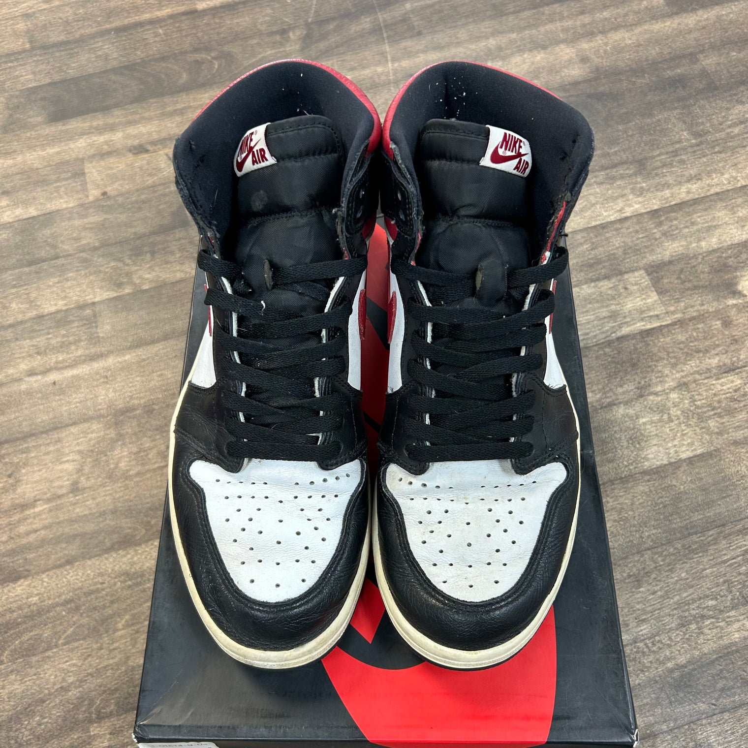 Gym Red Black Jordan 1 High Retro (USED)