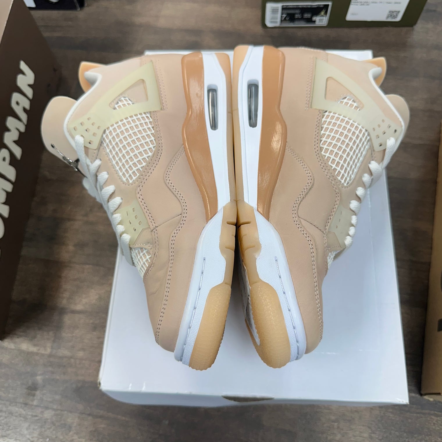 Shimmer Jordan 4 (W) (USED)