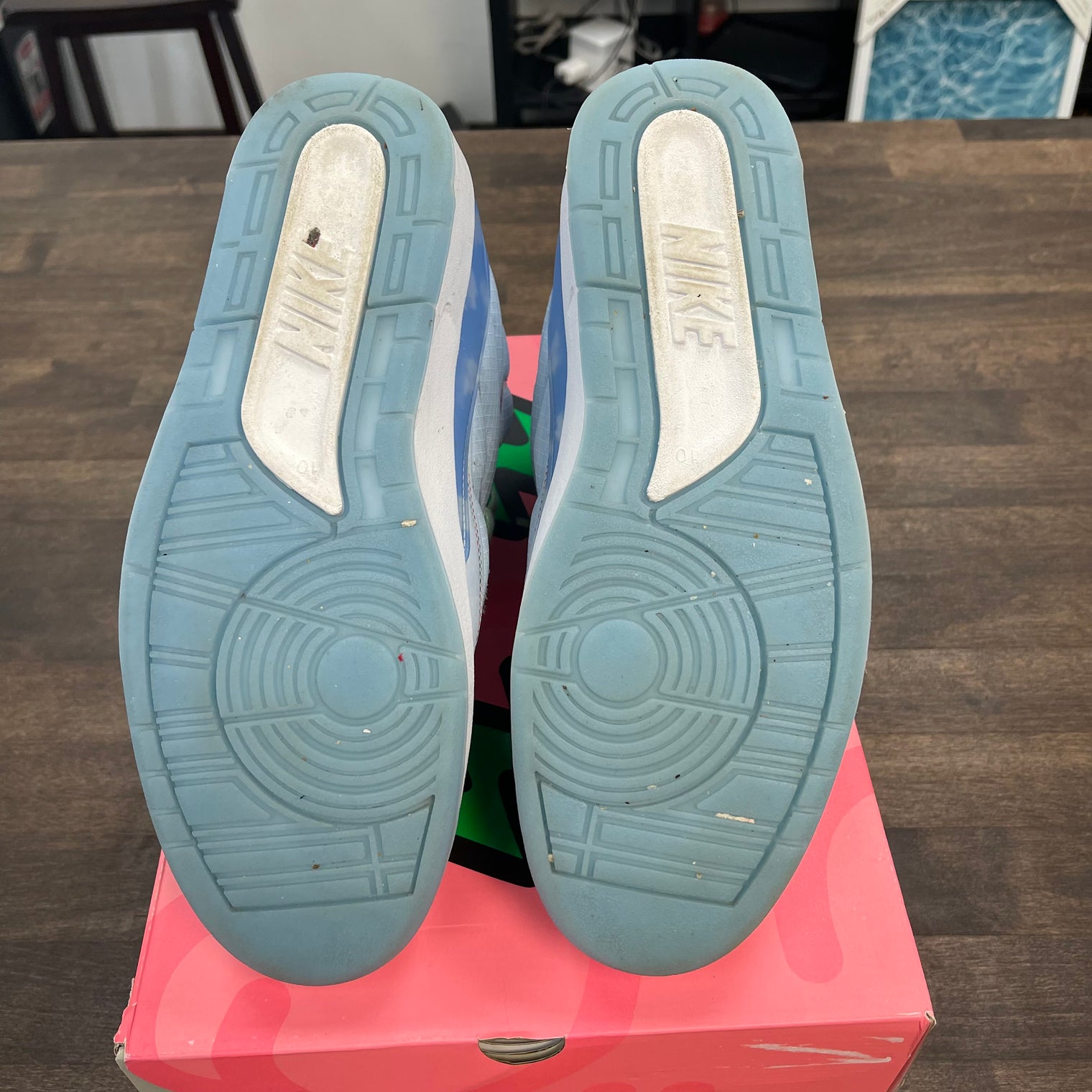 J Balvin Jordan 2 (USED)