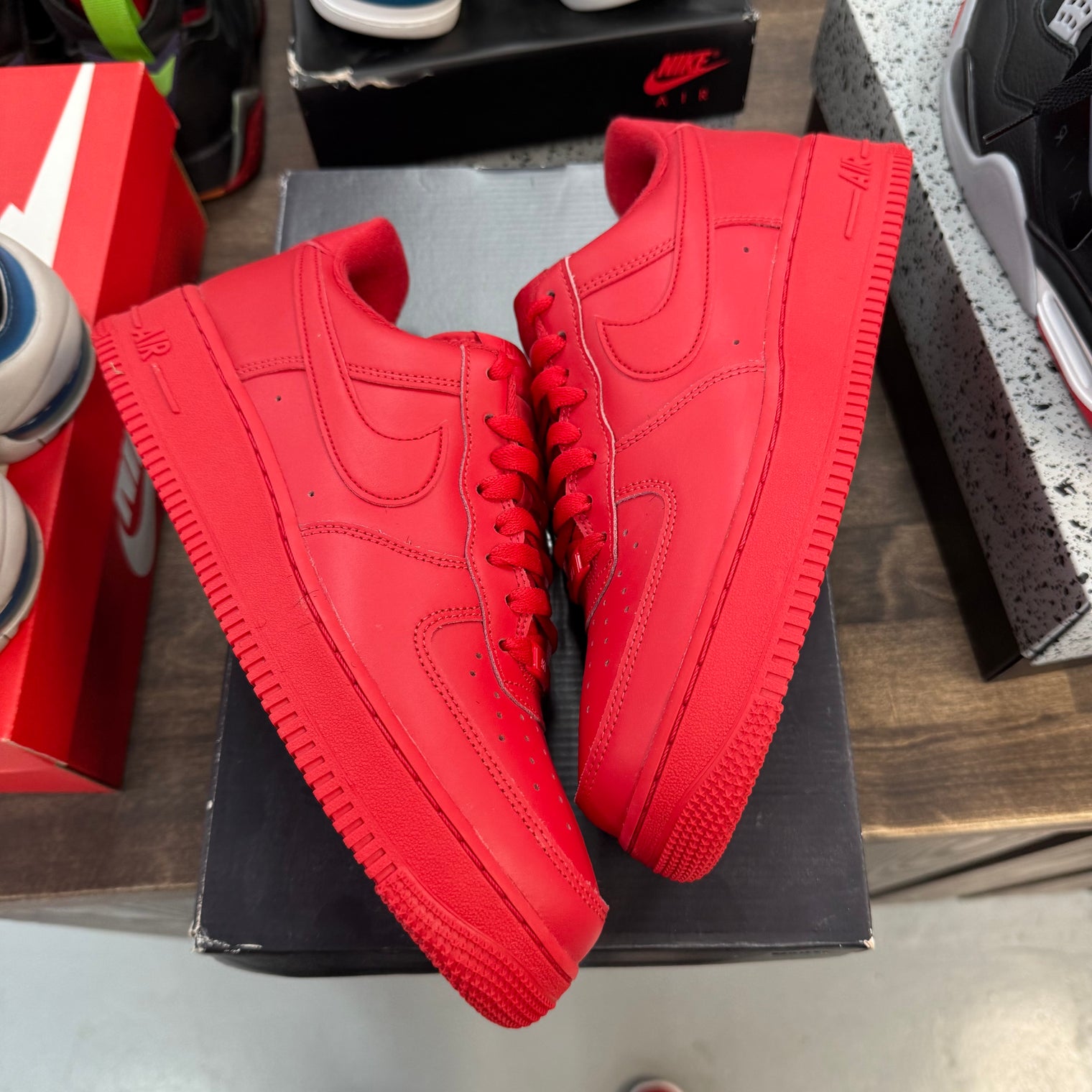 Triple Red Air Force 1 07 (USED)