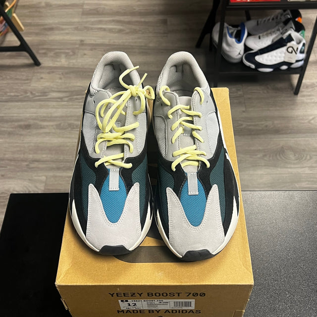 Yeezy Boost 700 Wave Runner (USED)