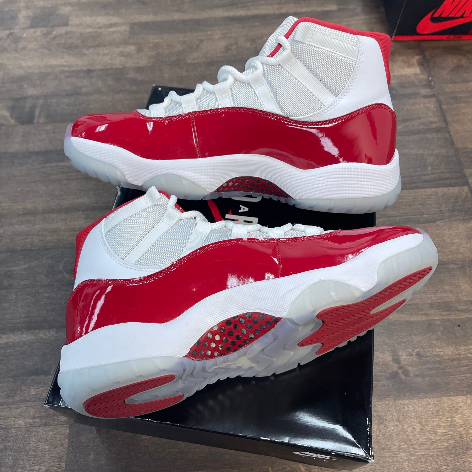 Jordan 11 Retro Cherry (USED)