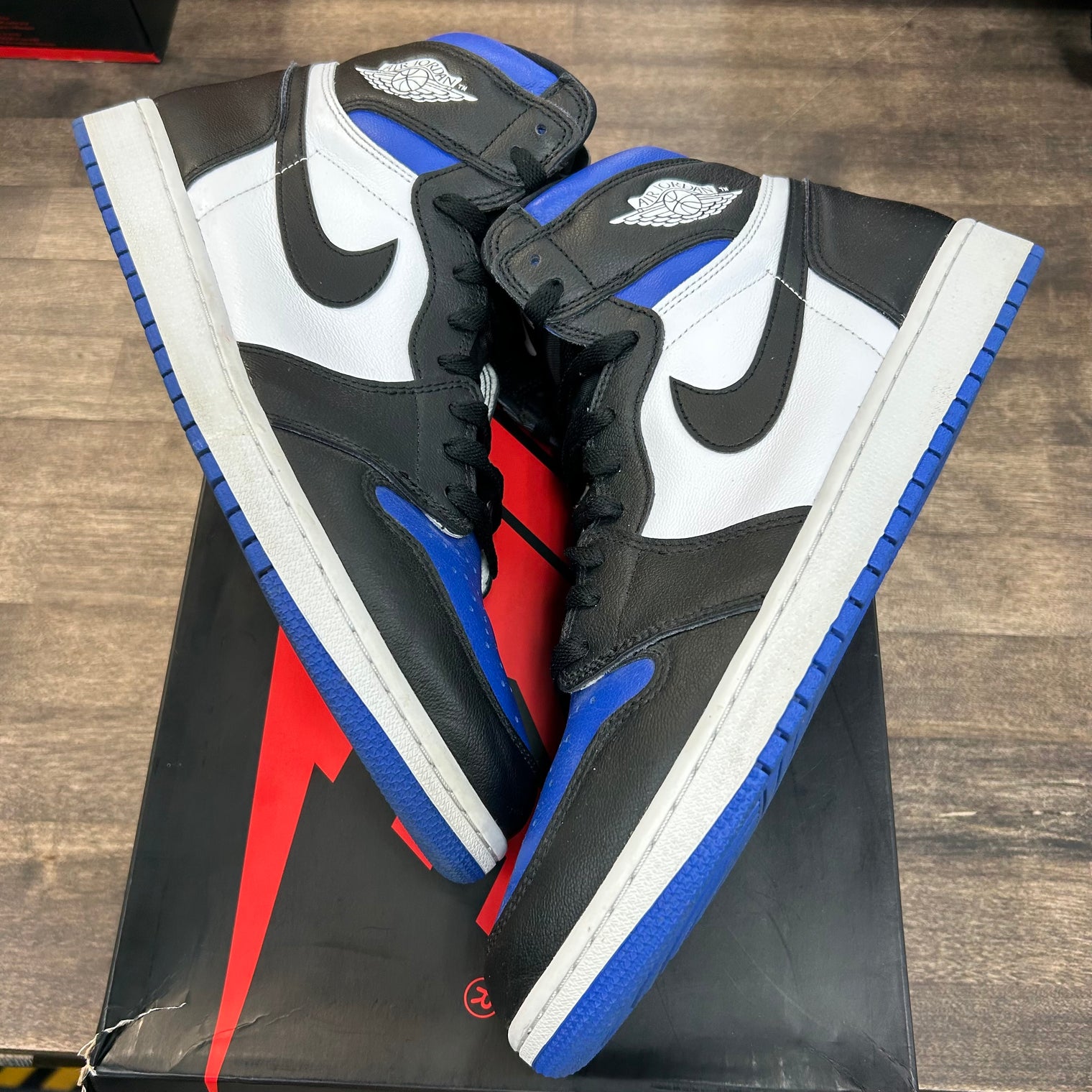 Royal Toe Jordan 1 High (USED, Replacement Box)