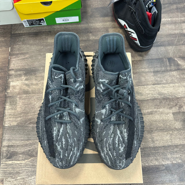 MX Dark Salt Yeezy 350 (USED)