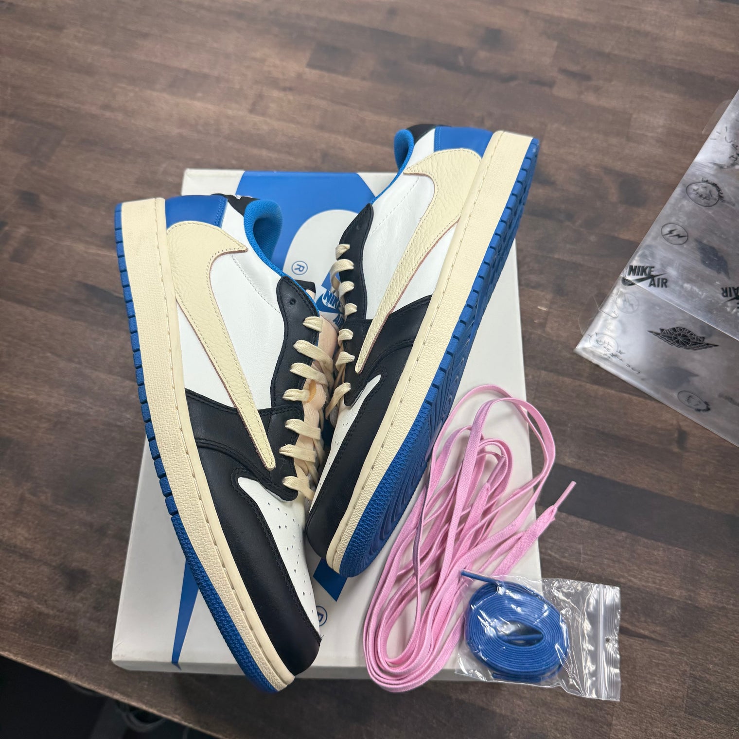 Fragment x Travis Scott Jordan 1 Retro Low OG SP (USED)