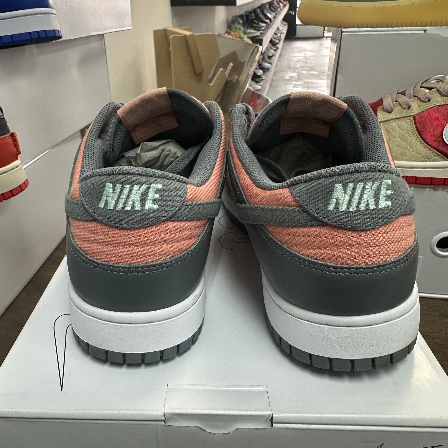 Nike ID Dunk Grey Peach (USED)