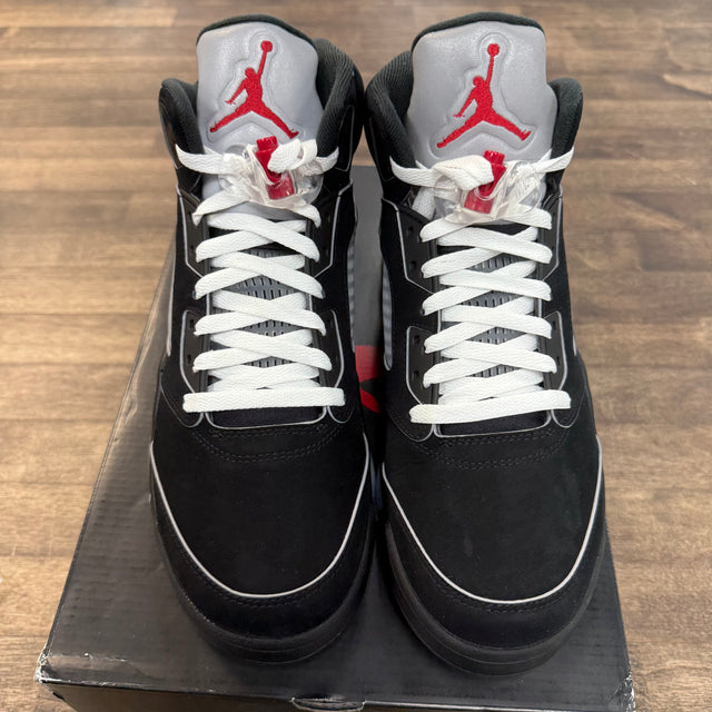 Black Metallic Reimagined Jordan 5 Retro (2025) (Lightly Worn)