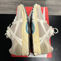 (W) Oatmeal Nike Zoom Vomero 5 (USED)