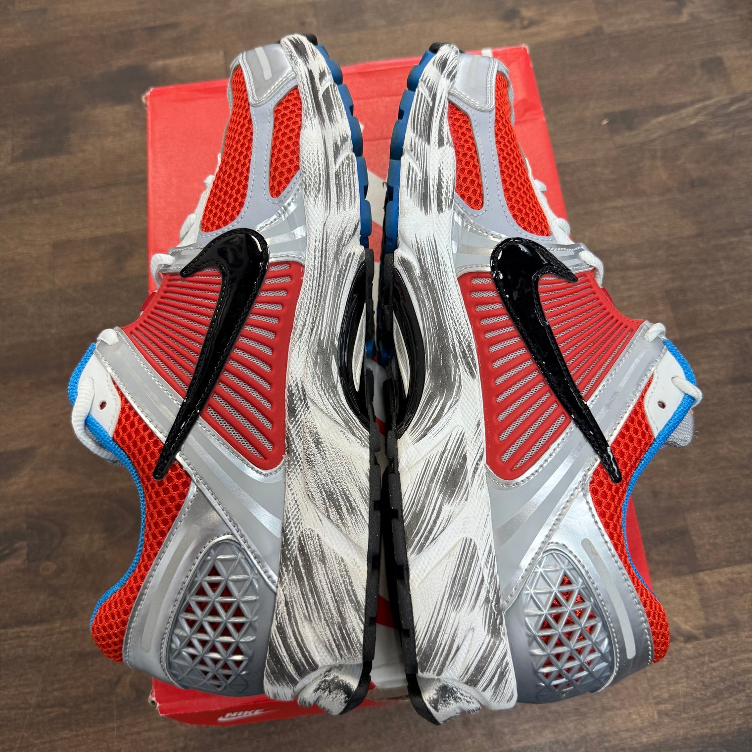 (W) Gundam Nike Zoom Vomero 5 (USED)