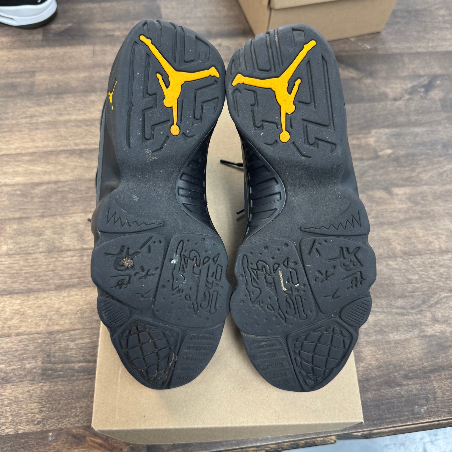 University Gold Jordan 9 (USED,No Box)