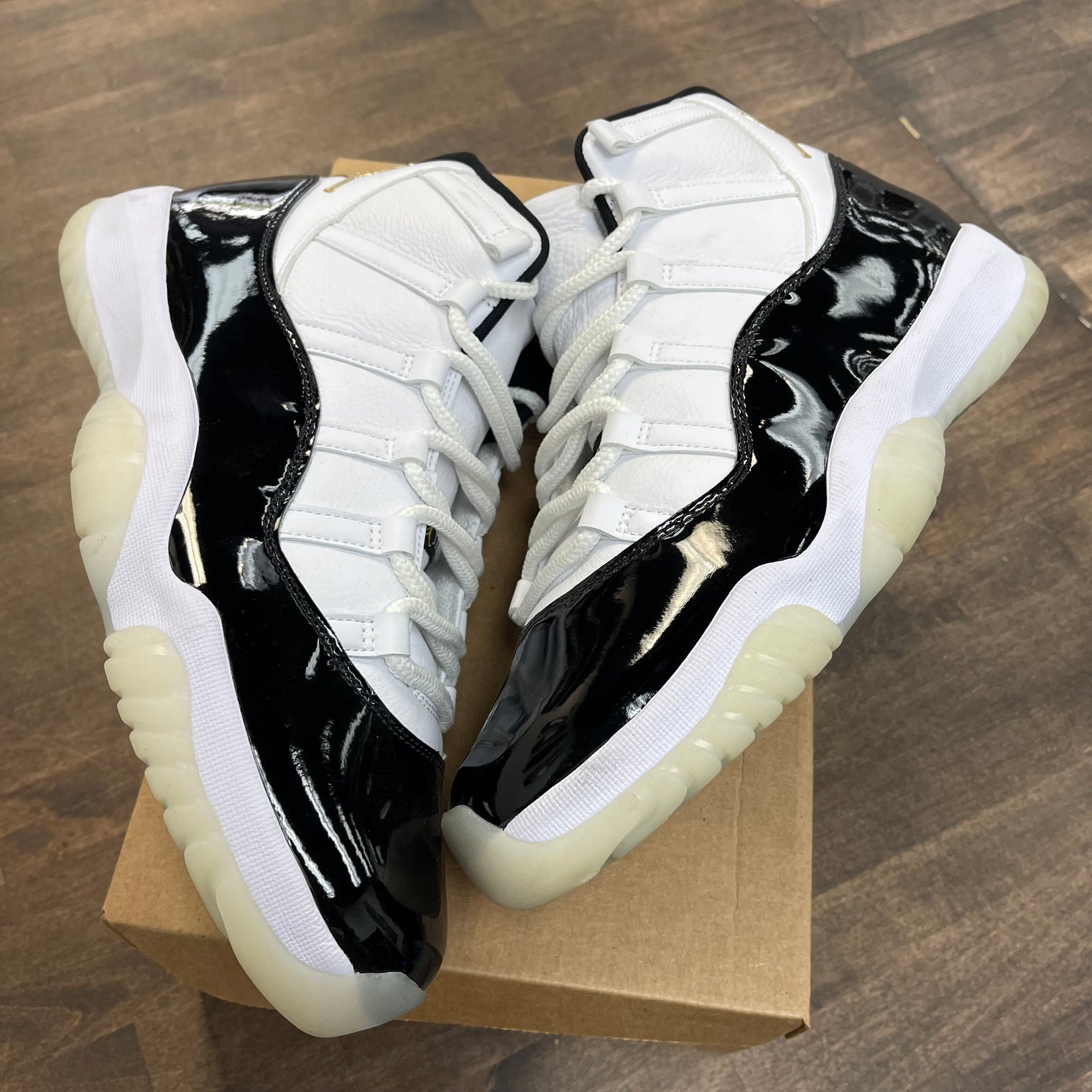 DMP Gratitude Jordan 11 (USED,No Box)