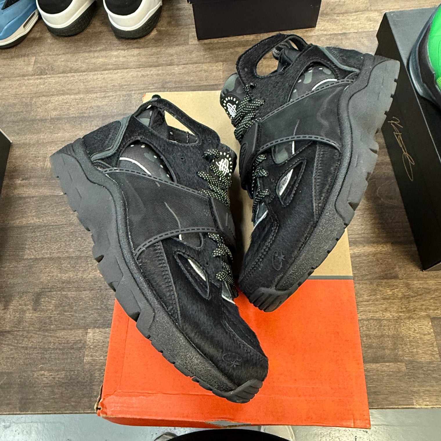 Cortiez Black Air Trainer Hurrache (USED)