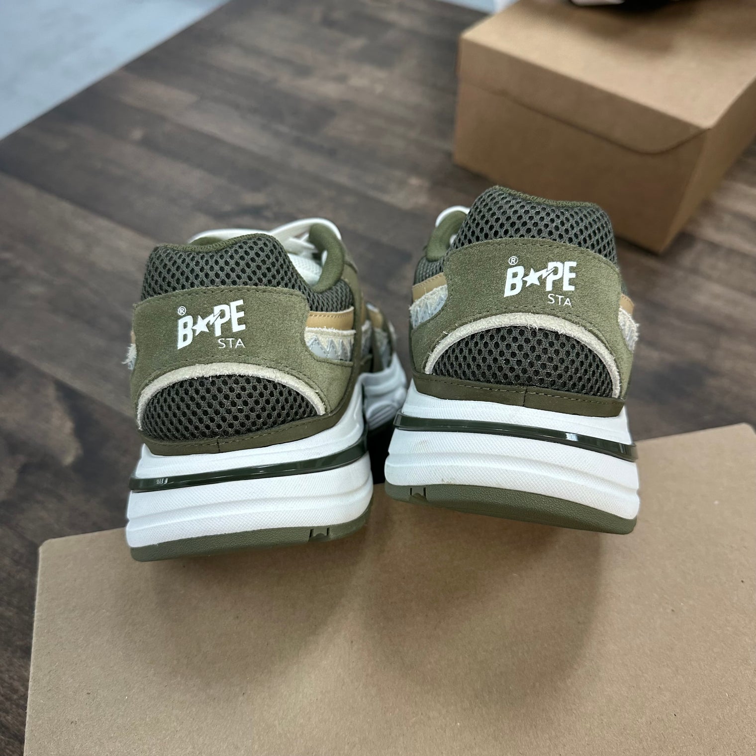 A Bathing Ape Khaki Shark STA (USED, No Box)