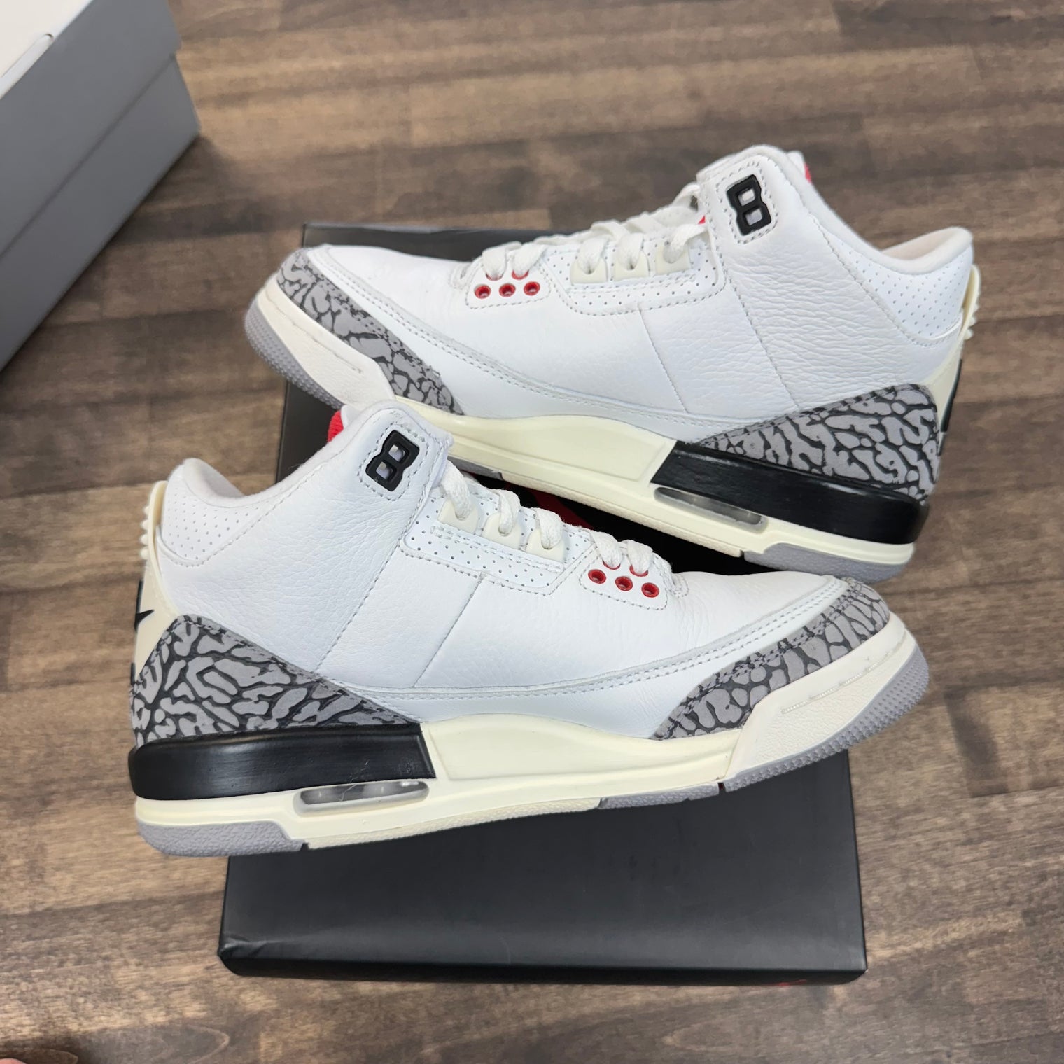 (GS) White Cement Jordan 3 (USED)