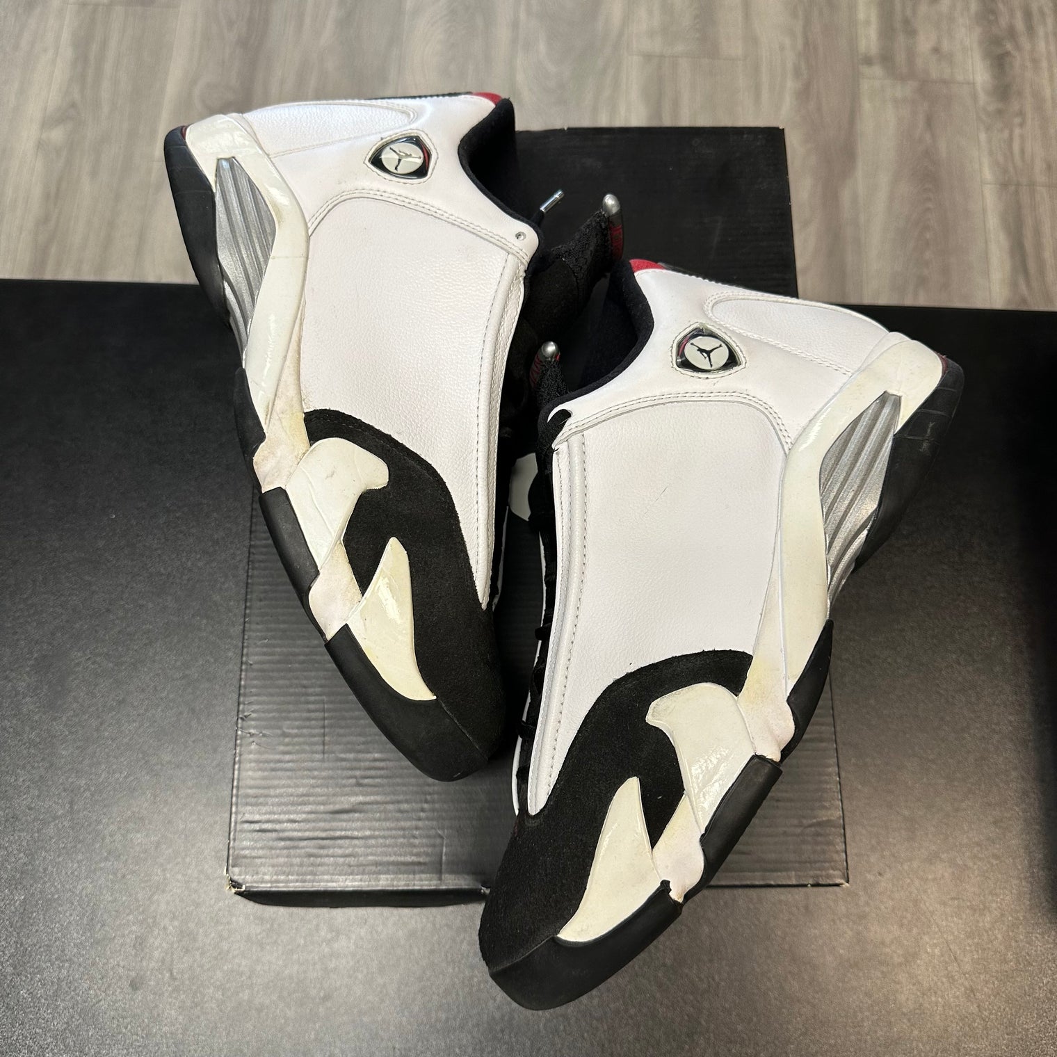 Black Toe Jordan 14 Retro (USED)