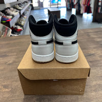 Diamond Short Jordan 1 Mid (USED,No Box)