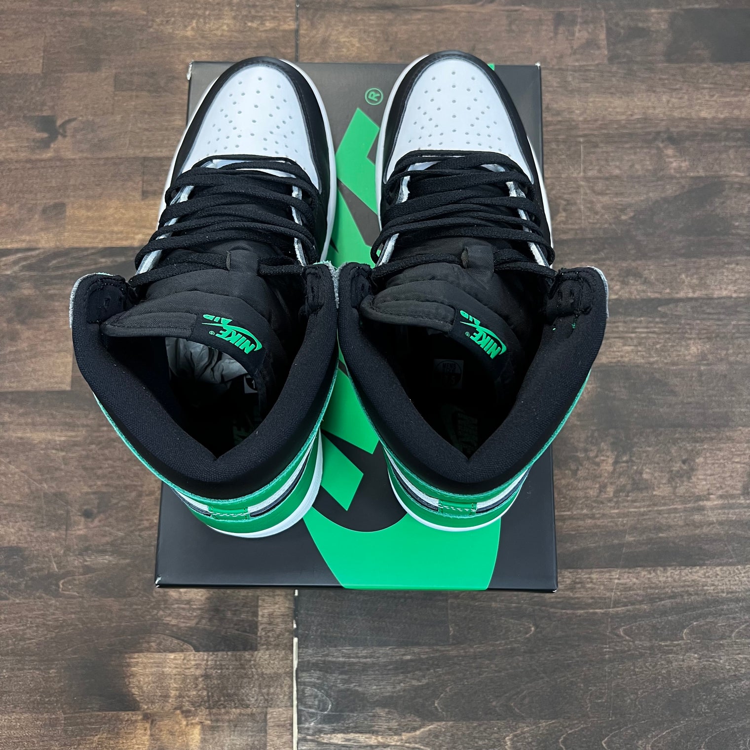 Lucky Green Jordan 1 High (USED)