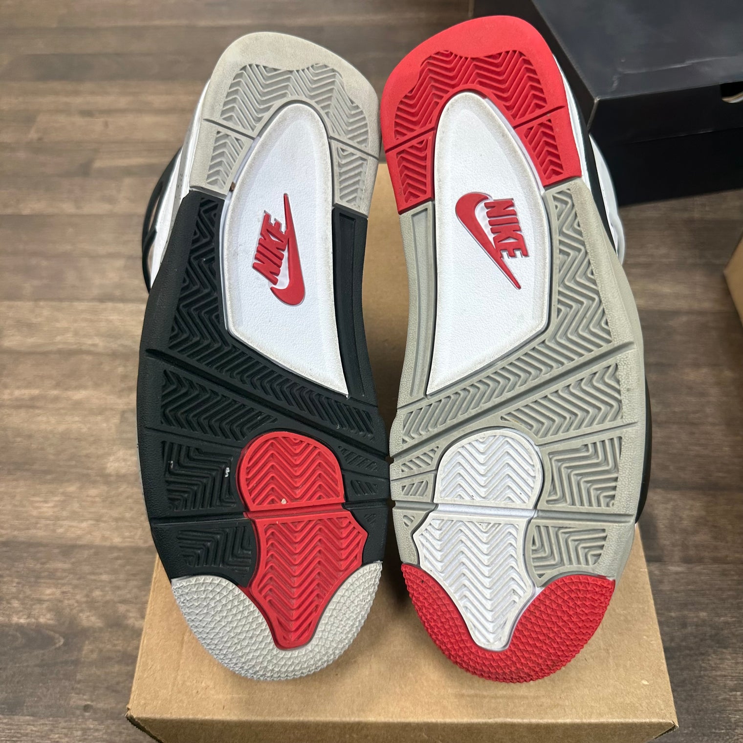 What the Jordan 4 (USED, No Box)