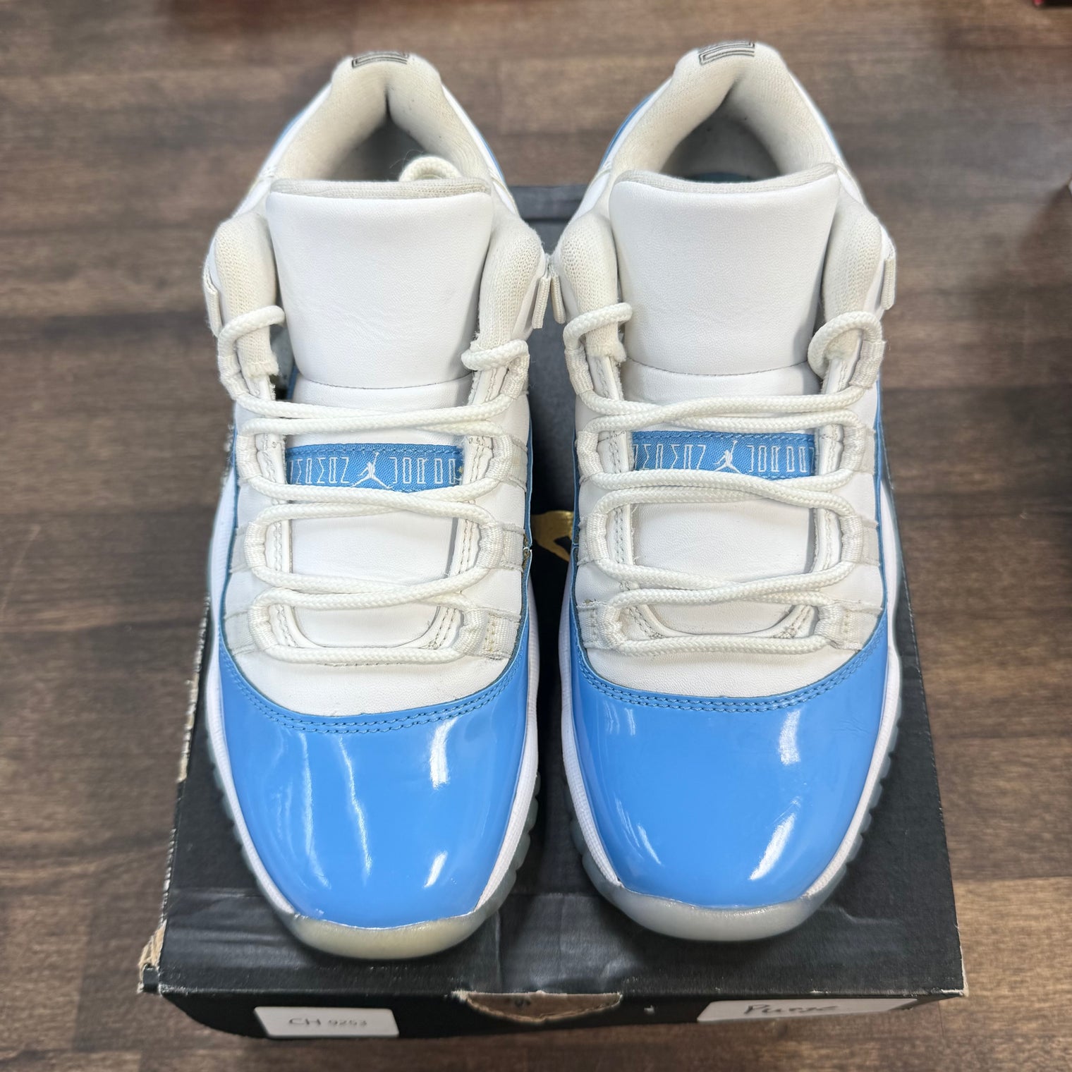 University Blue Jordan 11 Low (GS) (USED)