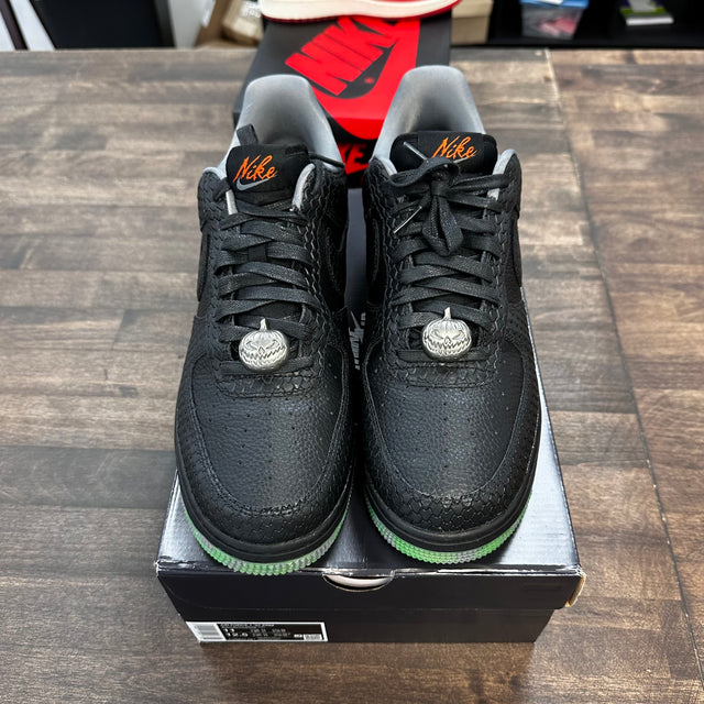 Nike Air Force 1 Halloween Headless Horseman (USED)