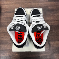 Tightbooth SB Dunk Low (USED)