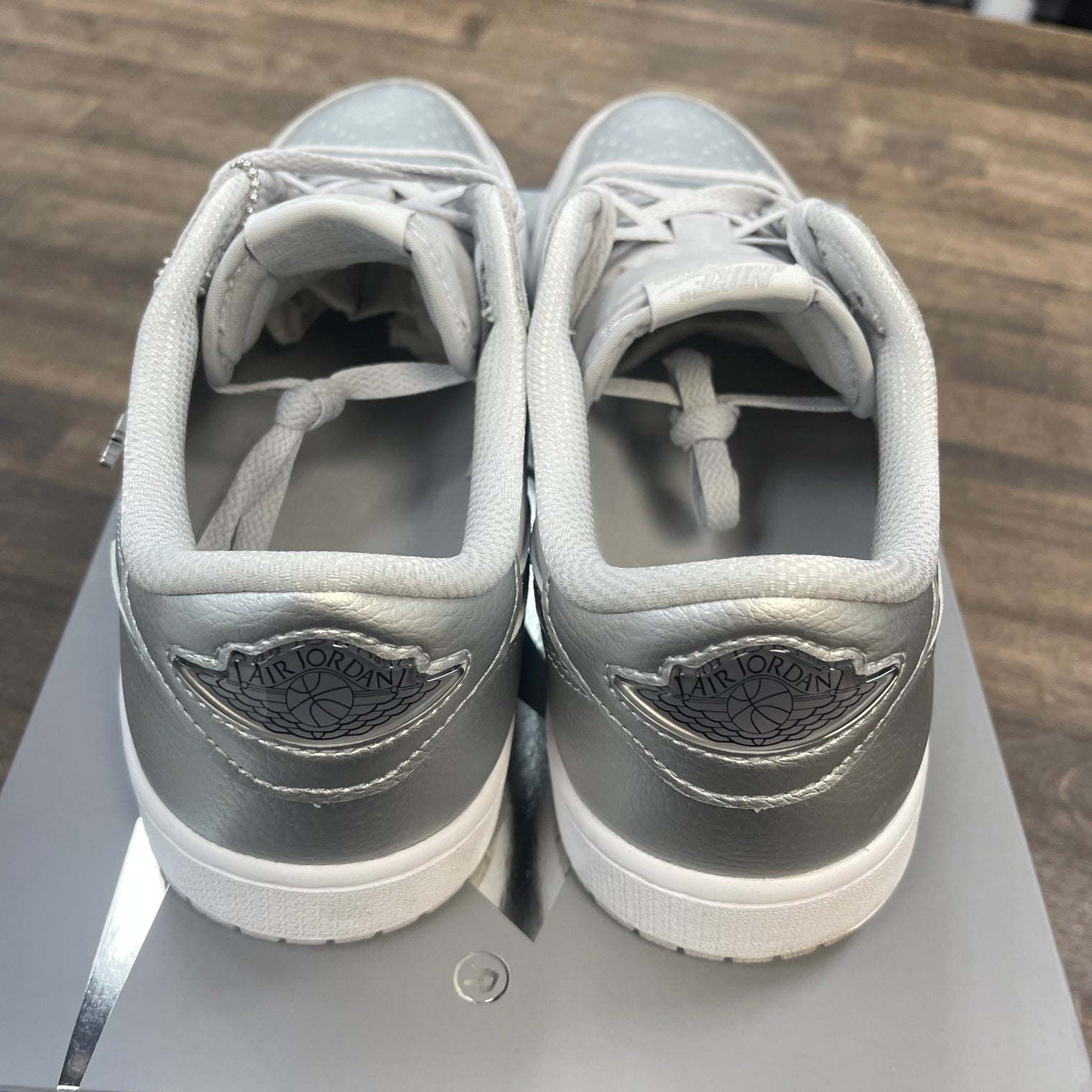 Metallic Silver Jordan 1 Low OG (USED)