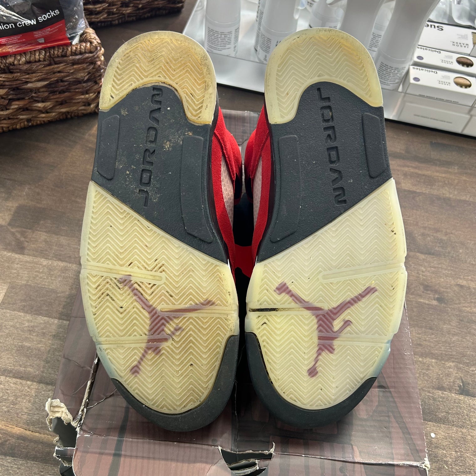 Raging Bull Jordan 5 Retro (USED)