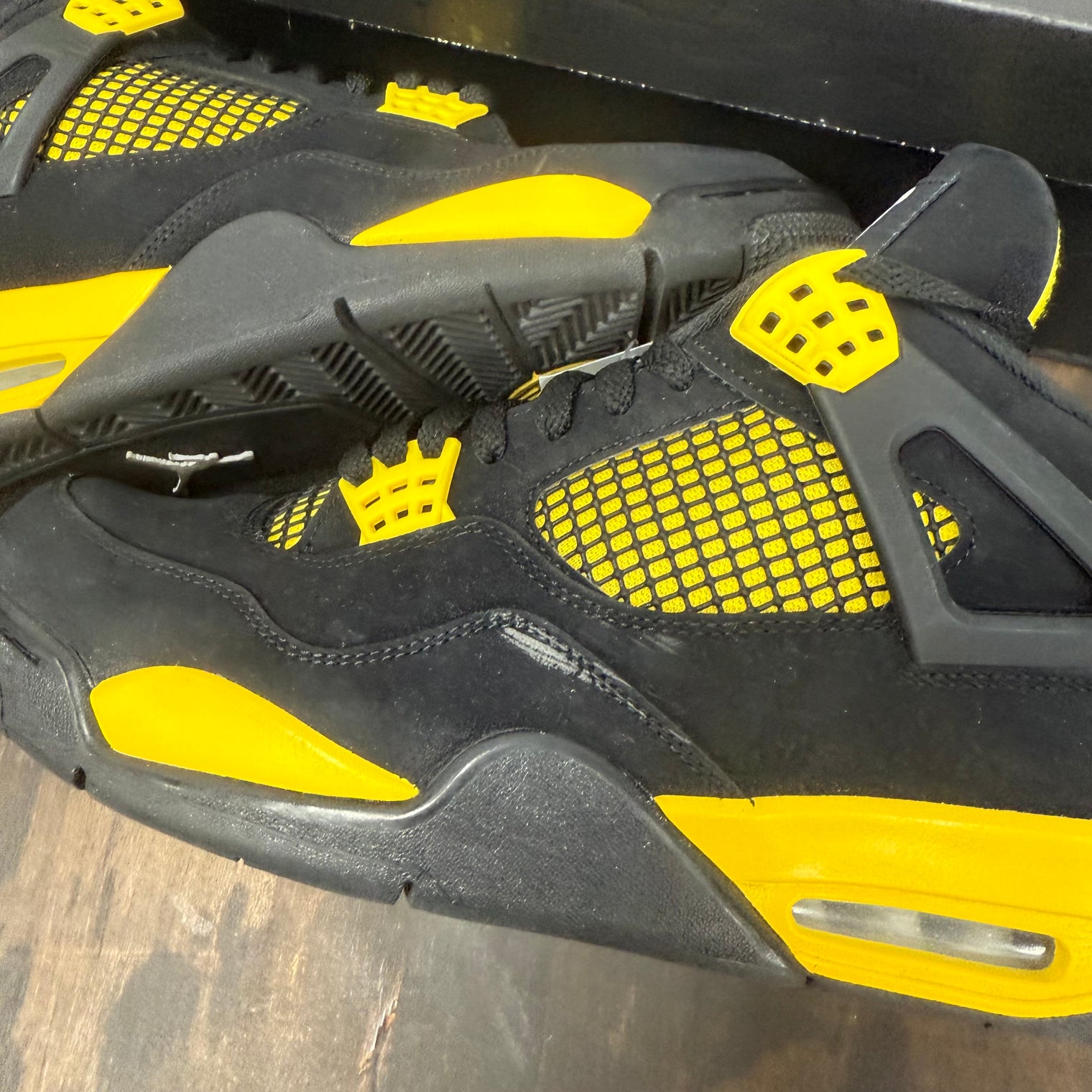 Yellow Thunder Jordan 4 Retro (USED)