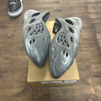 MX Granite Yeezy Foam RNNR (USED)