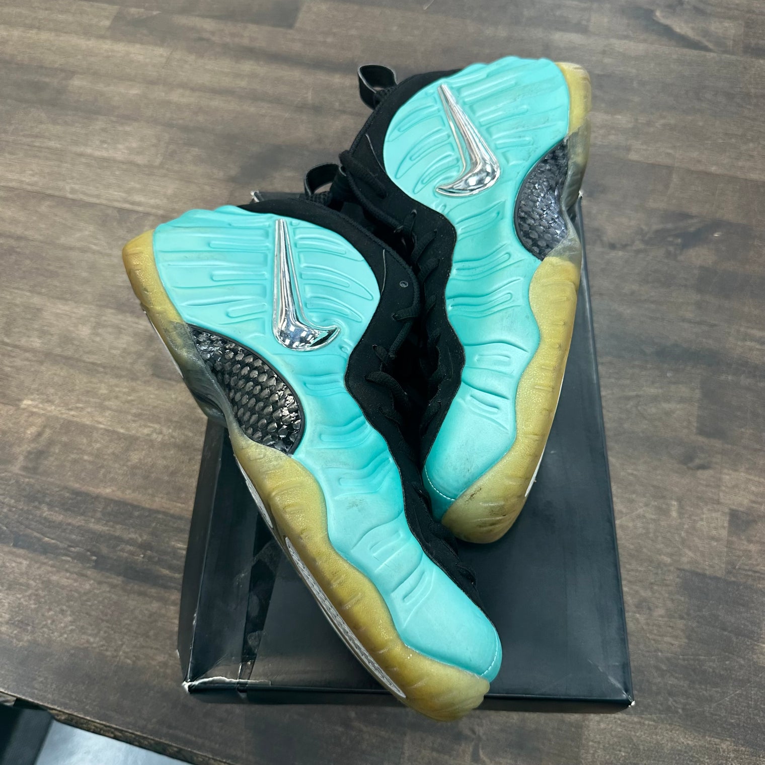 Emerald Foamposite (USED)