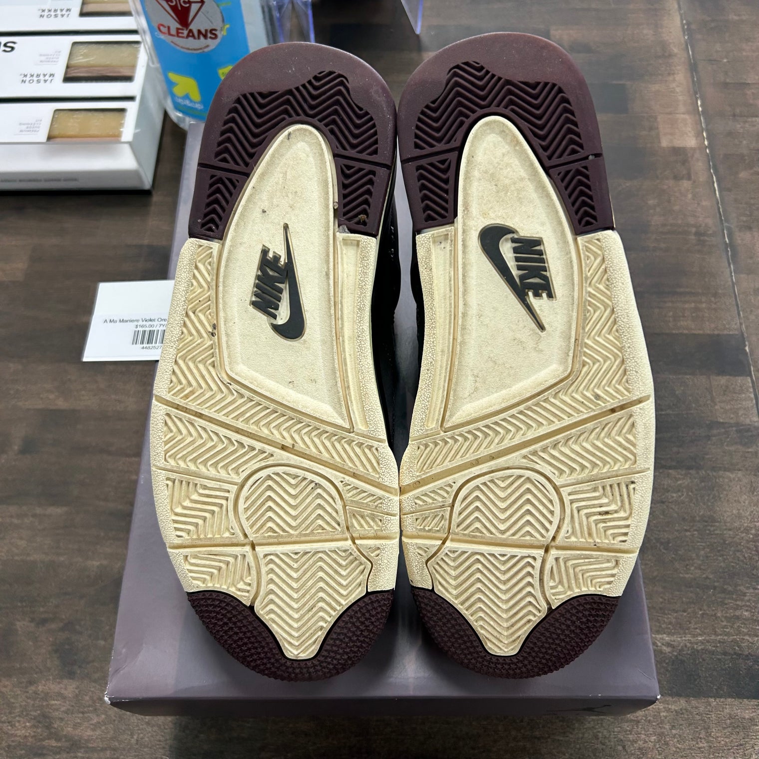 A Ma Maniere Violet Ore Jordan 4 (USED)