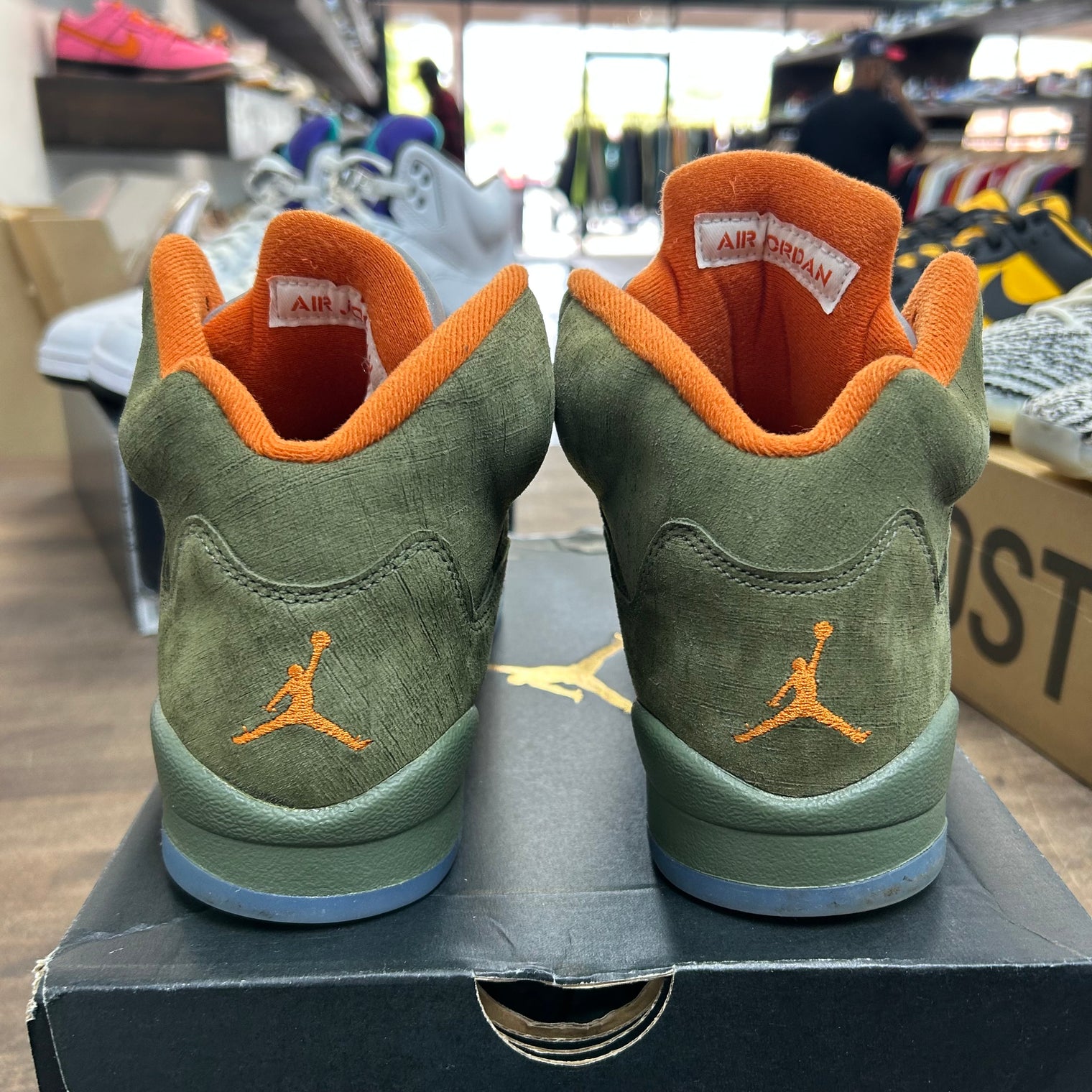 (GS) Olive Jordan 5 Retro (USED)