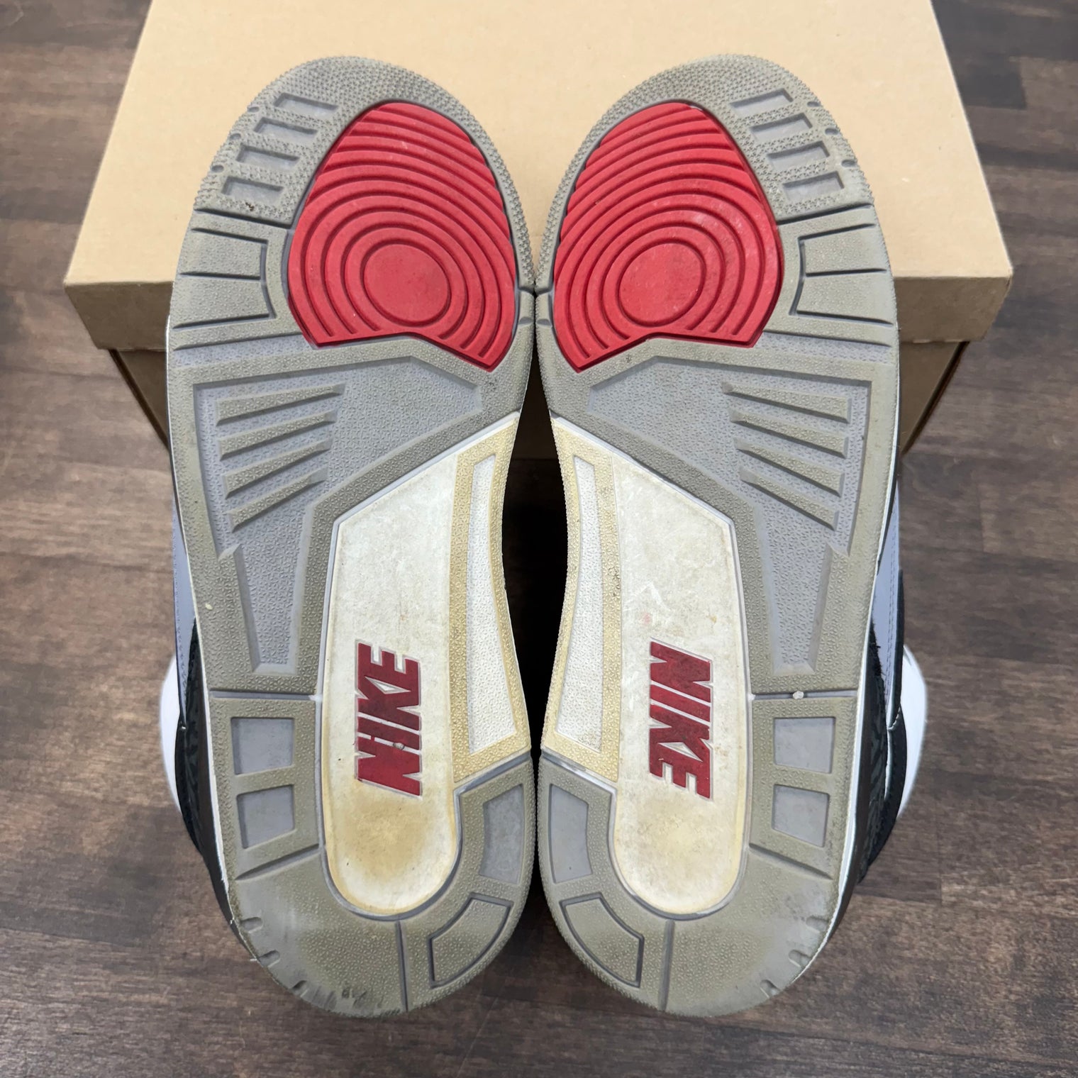 Tinker Hatfield Jordan 3 (USED,No Box)