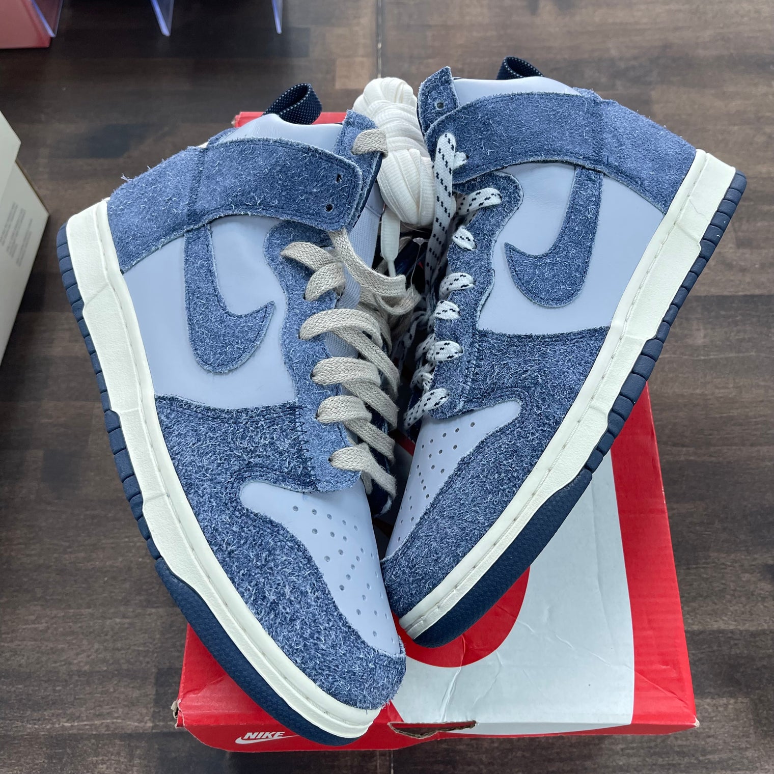 Notre Nike Dunk High (Like New)