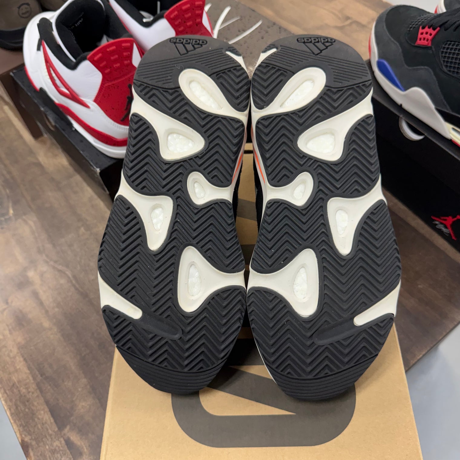 Waverunner Yeezy 700 (Lightly Worn)