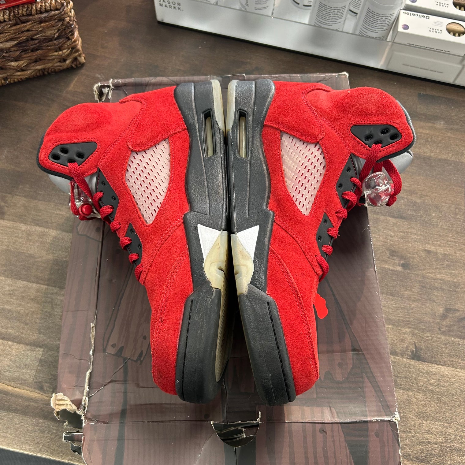 Raging Bull Jordan 5 Retro (USED)