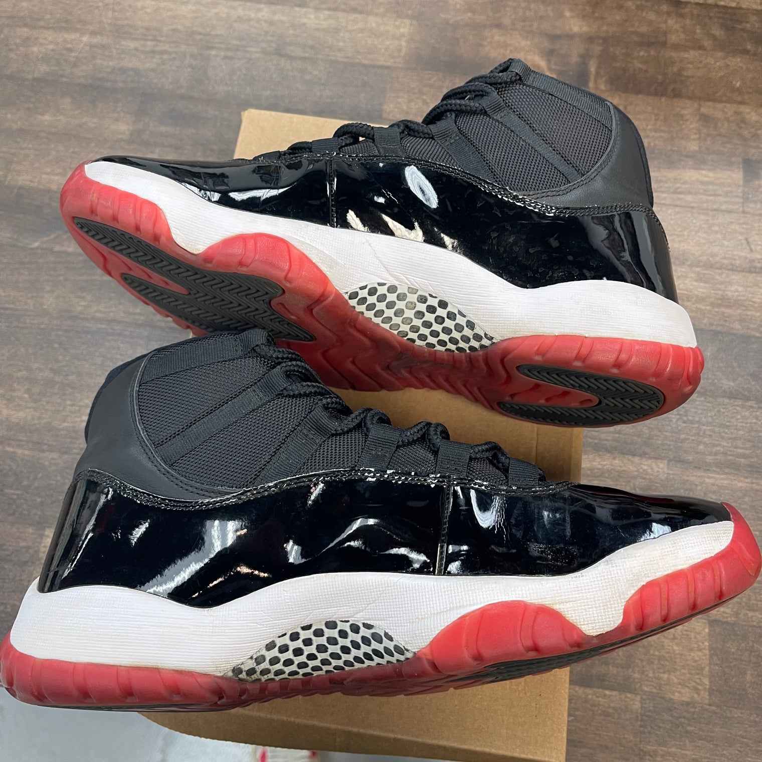 Bred Jordan 11 2019 (USED, No Insoles, No Box)