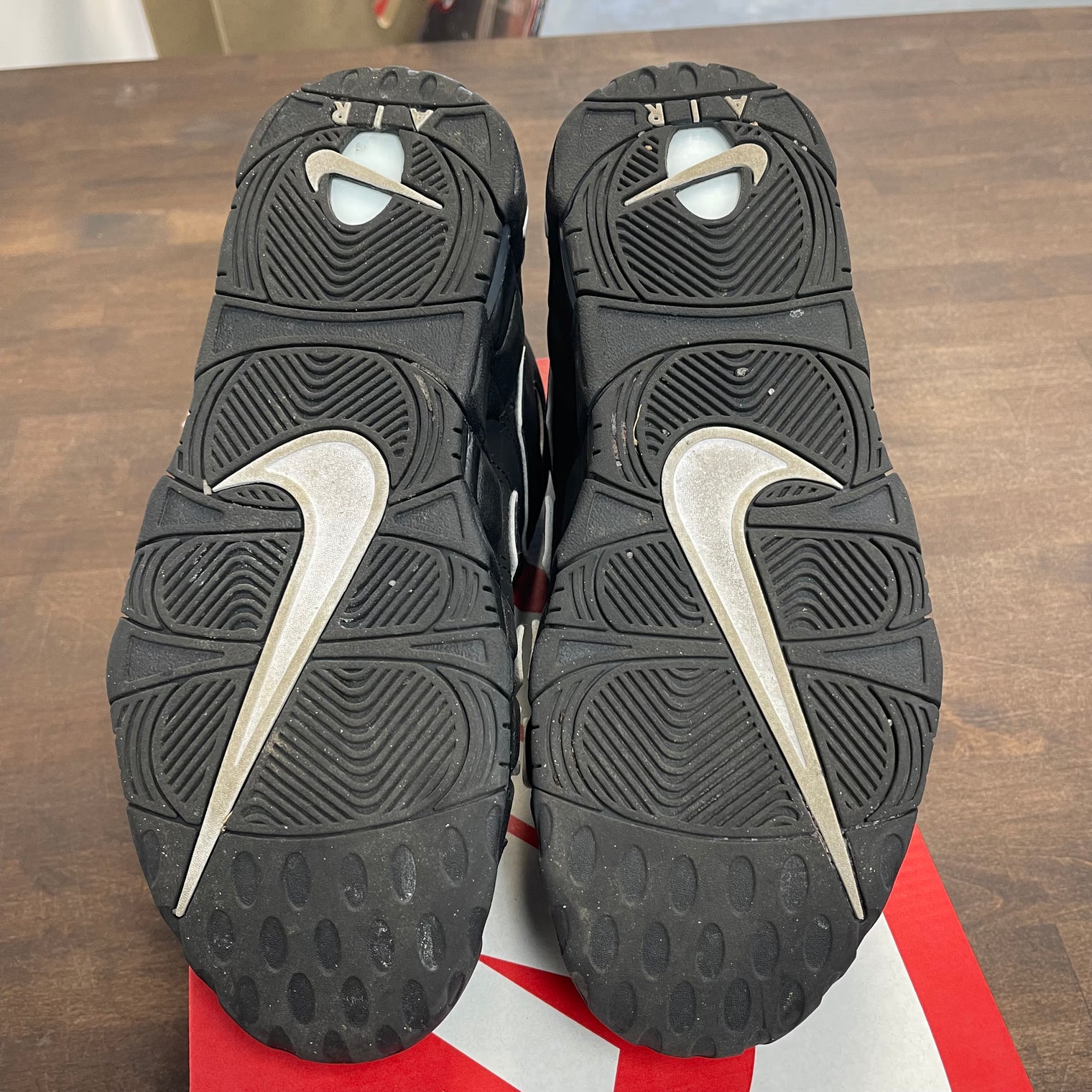 Black White Nike Air Uptempo (USED)